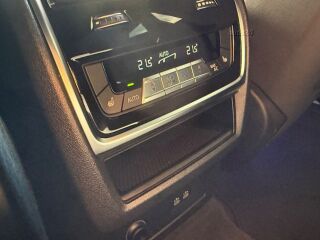 BMW XM 4.4 480кВ