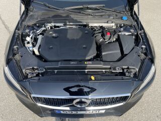 Volvo V60 MOMOENTUM BUSINESS INTELLI SAFE GEARTRONIC 2.0 R4 KERS MILD HYBRID B4 197 145kW