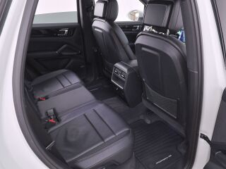Porsche Cayenne 3.0 250кВ