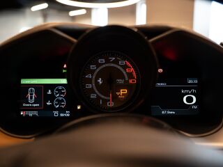 Ferrari FF 6.3 V12 485kW