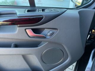 Ford Tourneo Custom Titanium X L2 N1 2.0 TDCI 136kW