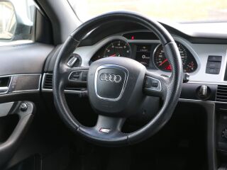 Audi A6 S-Line 2.8 140кВ