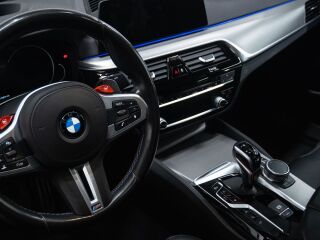 BMW M5 4.4 441kW
