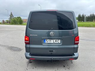 Volkswagen Multivan 2.5 128кВ