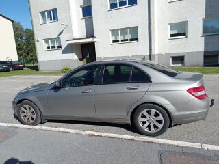 Mercedes-Benz C 200 2.1 100kW