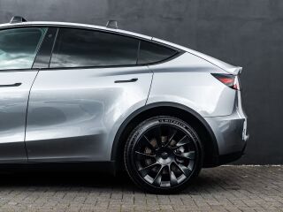 Tesla Model Y Long Range Dual Motor AWD 378kW