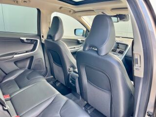 Volvo XC60 AWD Summum MY2012 2.4 D5 158kW