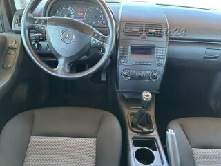 Mercedes-Benz A 180 2.0 R4 80kW