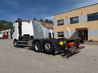 Volvo FH 500 6X2 EURO6 + BDF 20Ft 375kW