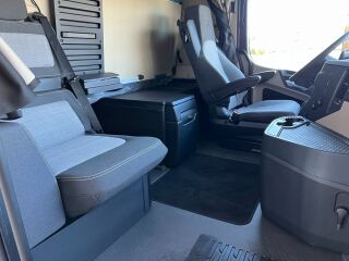 Mercedes-Benz Actros 1845L BigSpace ProCabin Solostar 12.8 R6 330kW