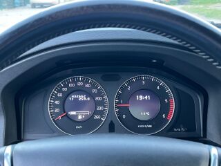 Volvo V70 2.4 129кВ