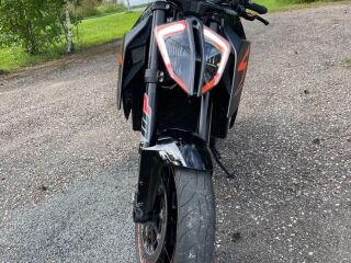 KTM 1290 Super Duke R Gen 2 V2 130kW