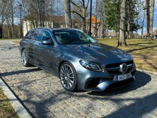 Mercedes-Benz E 350 AMG pakett 3.0 190kW