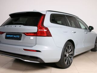 Volvo V60 AWD PLUS DARK INTELLI SAFE PRO 2.0 T6 Recharge Long Range Plug In Hybrid 293kW
