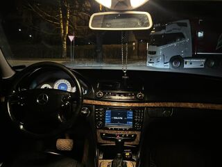Mercedes-Benz E 320 3.0 V6 165кВ