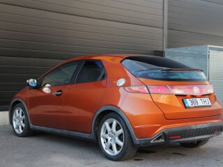 Honda Civic 1.8 103kW