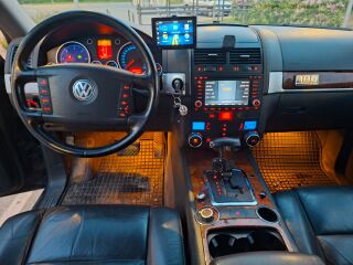 Volkswagen Touareg 2.5 128kW