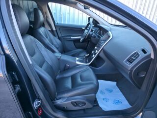 Volvo XC60 Summum FuIl Options Savile Grey 2.0 D4 133кВ