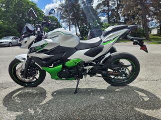 Kawasaki Z7 Hybrid R2 51kW
