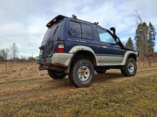 Mitsubishi Pajero 3.5 V6 153kW