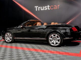 Bentley Continental GTC 6.0 412kW