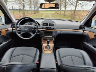 Mercedes-Benz E 220 Avandgarde 2.2 125kW