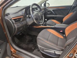 Toyota Avensis Active 108kW