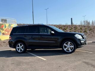 Mercedes-Benz GL 420 4.0 V8 CDI 225kW