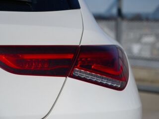 Mercedes-Benz CLA 180 Shooting Brake 1.3 100кВ