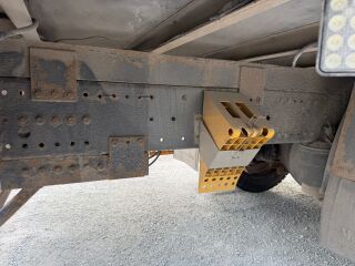 Mercedes-Benz Axor 1933 240кВ