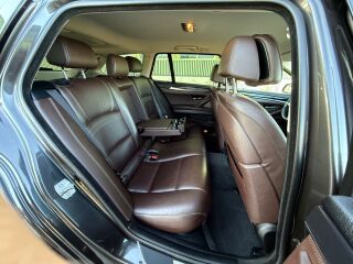 BMW 530 D Touring Luxury Sportpakett EU6 3.0 R6 TDI 190kW