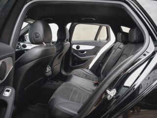 Mercedes-Benz C 220 Amg-Pakett 2.0 143kW