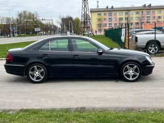 Mercedes-Benz E 200 Diesel 2.1 R4 Diesel 90kW