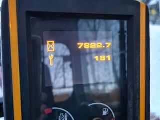 JCB JS130LC