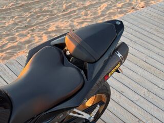 Yamaha YZF - R 1