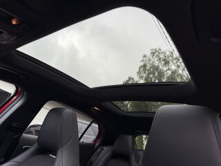Mercedes-Benz GLA 220 AMG line 2.1 130kW