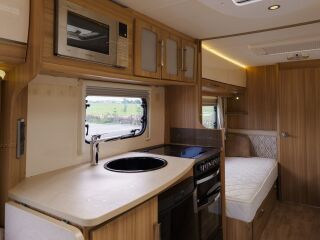 Lunar Clubman