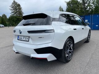 BMW iX xDrive 40 Sport 240кВ