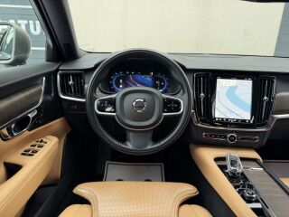 Volvo V90 Inscription Luxury Facelift MY22 2.0 B4 KERS MILD Kerghübriid 145kW
