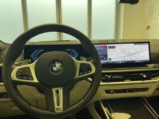 BMW X7 X7 M60I XDRIVE 4.4 390кВ