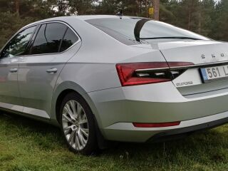 Skoda Superb Elegance iV Plug In Hybrid 1.4 170kW