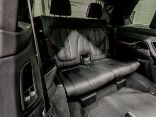 BMW X7 3.0 195kW