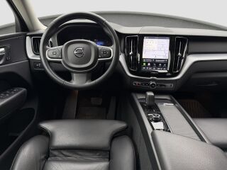 Volvo XC60 AWD Momentum Pro Mild-Hybrid KERS 2.0 B4 145kW