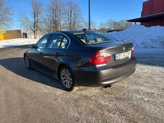 BMW 325 2.5 160kW