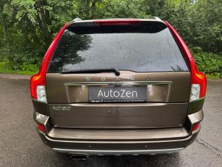 Volvo XC90 Summum 2.4 147кВ