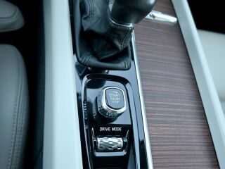 Volvo V60 HEICO H&K LUXURY+ INSCRIPTION INTELLI SAFE MY2 2.0 D4 140kW