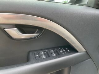 Volvo XC70 Momentum 2.4 TDI 151kW