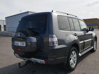 Mitsubishi Pajero 3.2 147kW