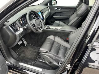 Volvo XC60 R-DESIGN 2.0 145kW