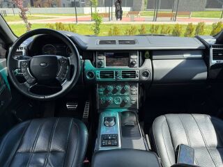 Land Rover Range Rover Autobiography 4.4 230kW